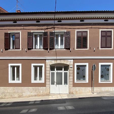 D&A Central Luxury Apartments With Free Parking Pula Exterior foto