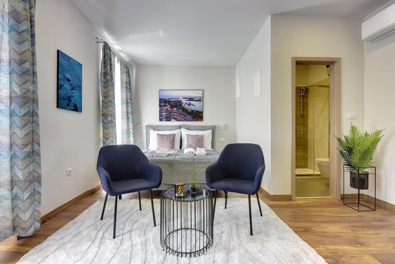 D&A Central Luxury Apartments With Free Parking Pula Exterior foto