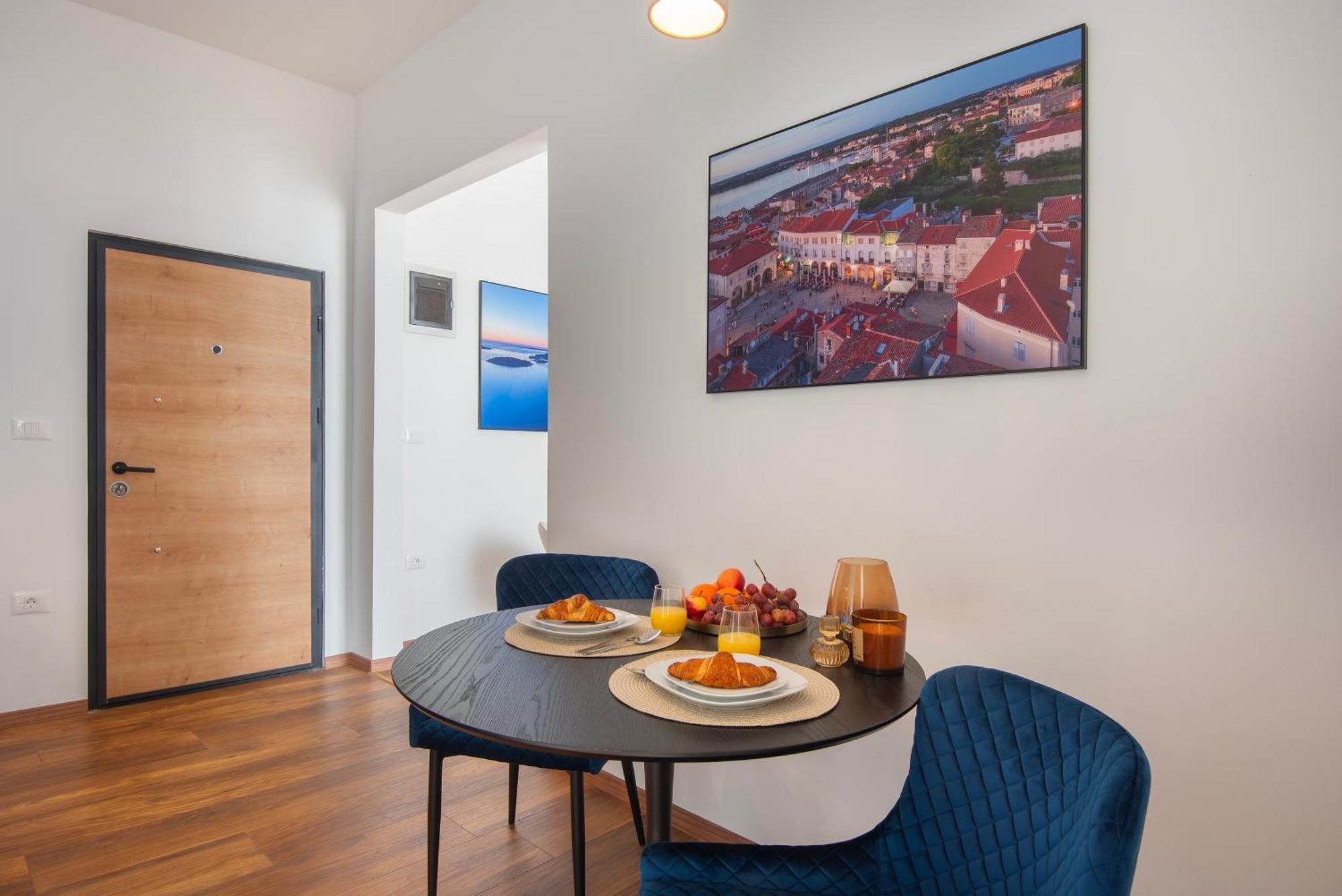 D&A Central Luxury Apartments With Free Parking Pula Exterior foto